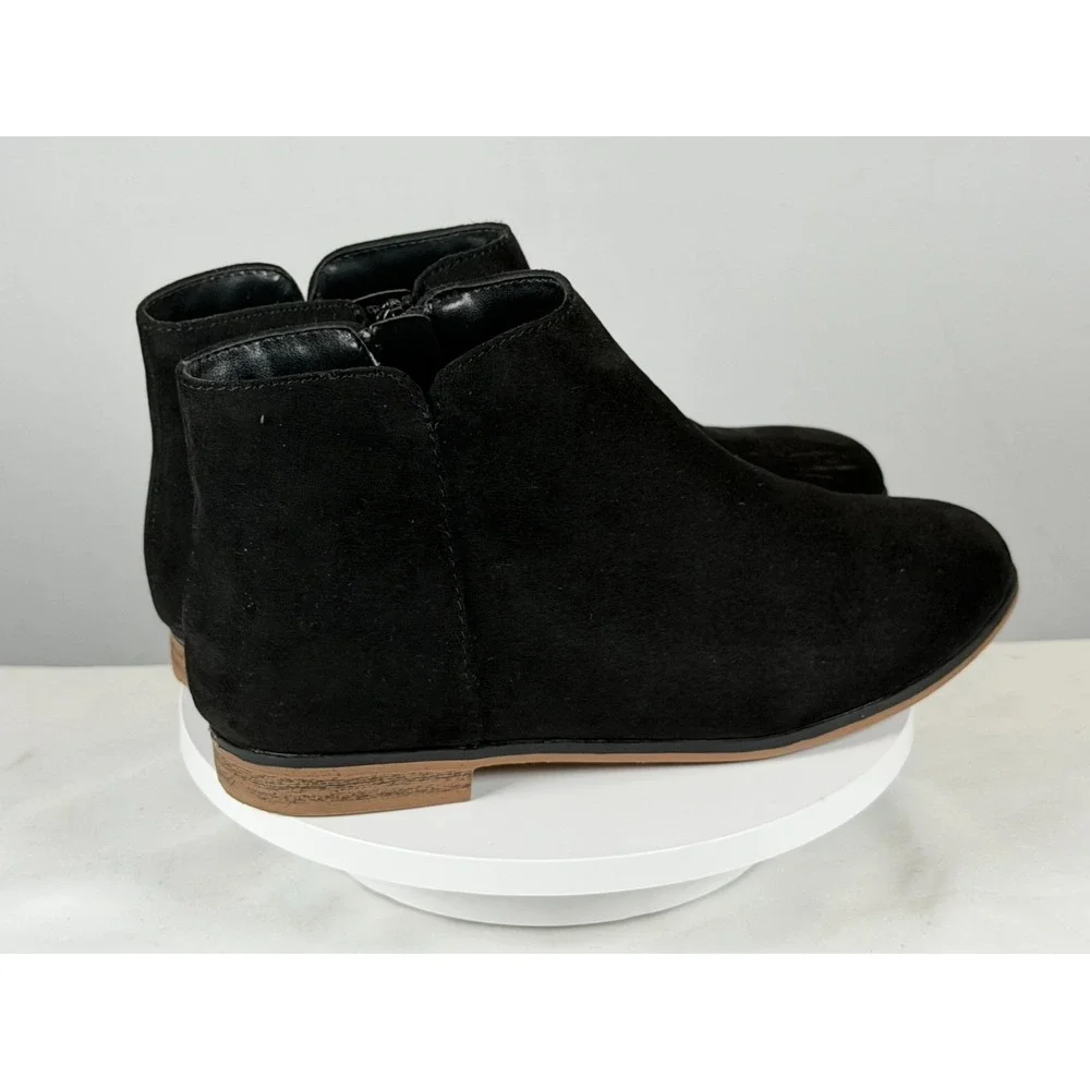Cat & Jack Black Faux Suede Side Zip Ankle Bootie Kids Youth Size‎ 5